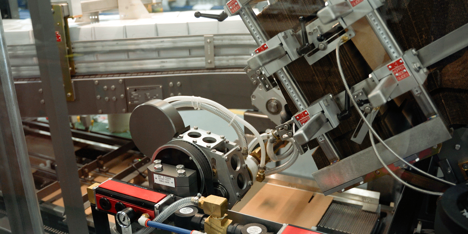 Nigrelli Envoy Tray Packer - Beverage